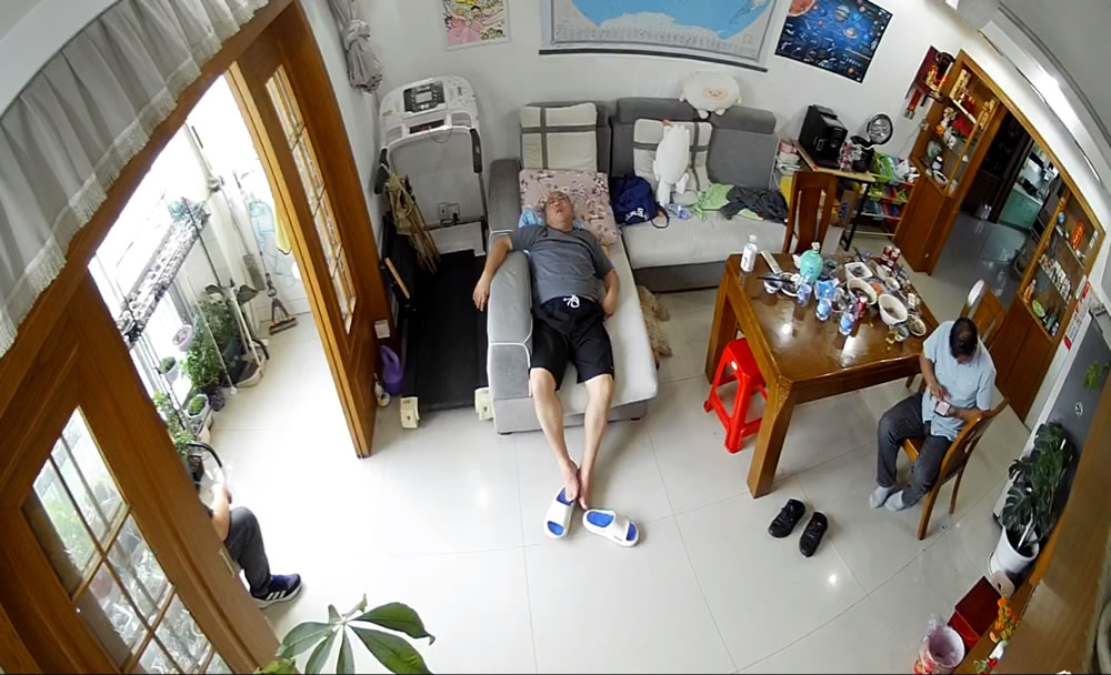 就老王没犯困......